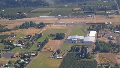 Aerial shot of Ken Jernstedt Airfield, Hood River Oregon.